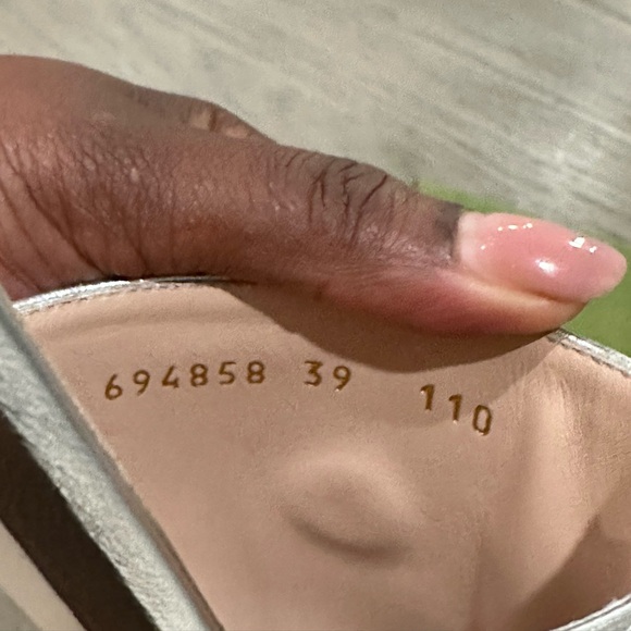 Gucci Sandals - Picture 6 of 13